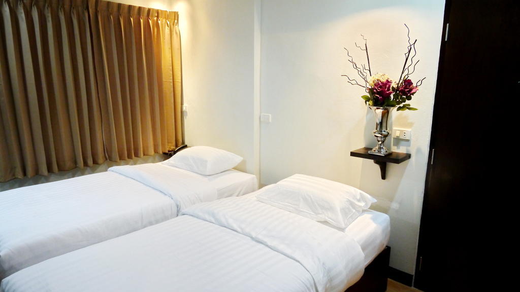 เบสิค ไลน์ @ ลอยเคราะห์ โรงแรม เชียงใหม่