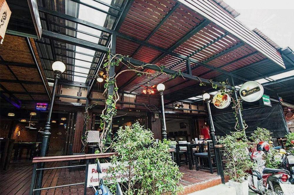 เบสิค ไลน์ @ ลอยเคราะห์ โรงแรม