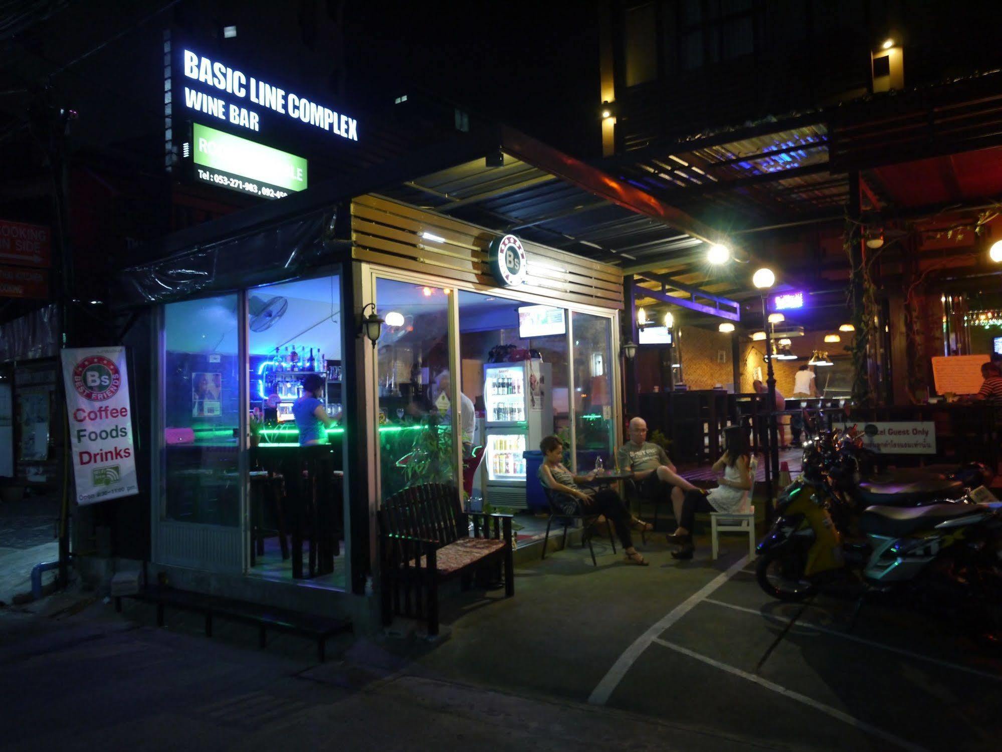 เบสิค ไลน์ @ ลอยเคราะห์ 2* เชียงใหม่